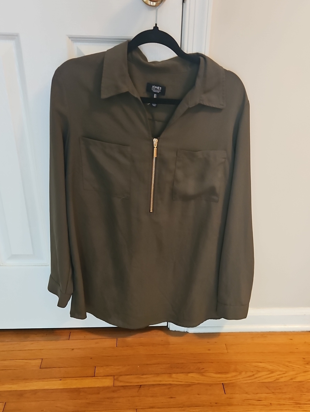 Jones New York Olive Green Zip-Pocket Blouse